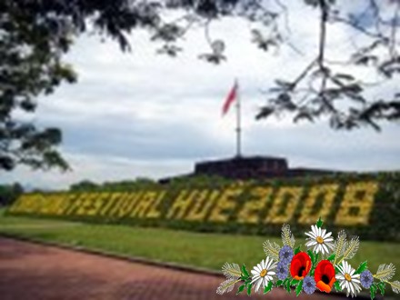 Bài giảng Địa lí Lớp 4 - Thành phố Huế - Trường Tiểu học Phan Đình Giót